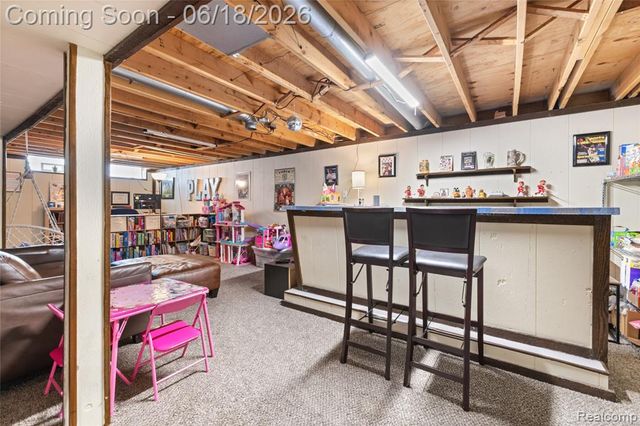 41594 Harvard Drive, Sterling Heights, MI 48313