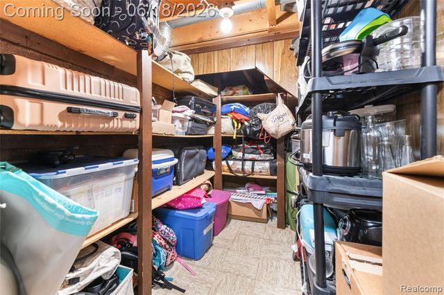 41594 Harvard Drive, Sterling Heights, MI 48313