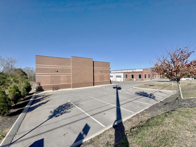 3940 Dickerson Pike, Nashville, TN 37207