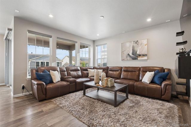 23877 E Rocky Top Avenue, Aurora, CO 80016