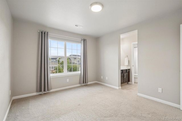 23877 E Rocky Top Avenue, Aurora, CO 80016