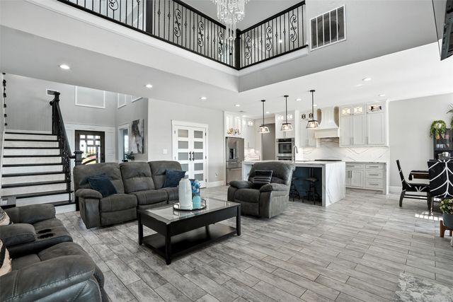 7271 Michelle Point, Krum, TX 76249