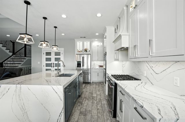7271 Michelle Point, Krum, TX 76249