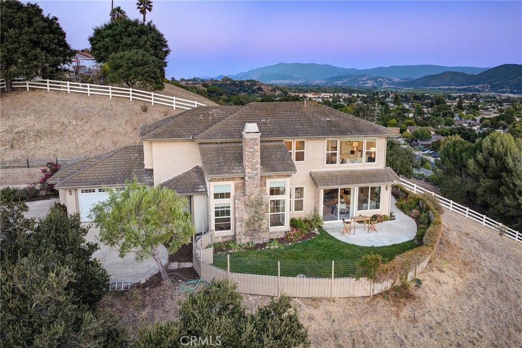 Image 2 of property listing at 421 Via Corona, Buellton, CA 93427