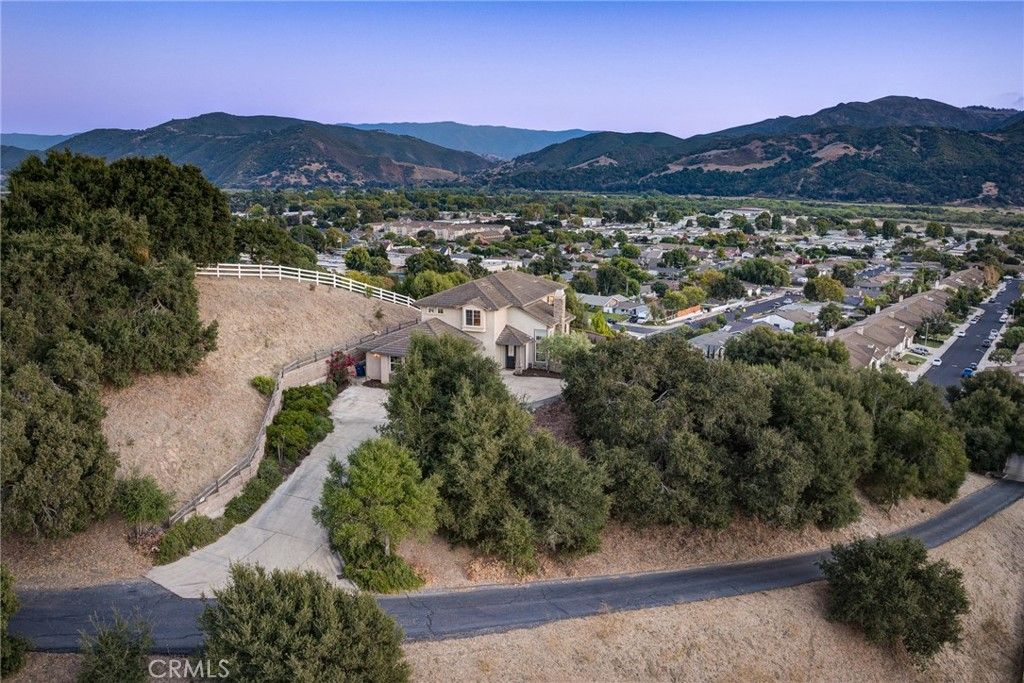 Image 6 of property listing at 421 Via Corona, Buellton, CA 93427