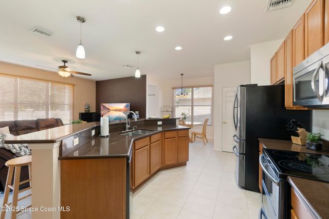 113 Wading Bird Circle SW, Palm Bay, FL 32908