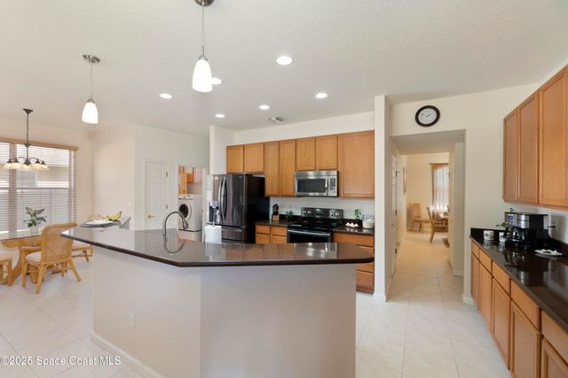 113 Wading Bird Circle SW, Palm Bay, FL 32908