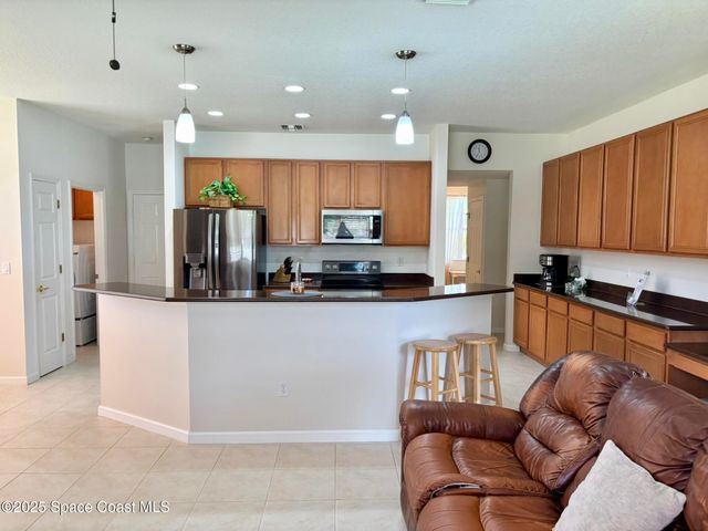 113 Wading Bird Circle SW, Palm Bay, FL 32908