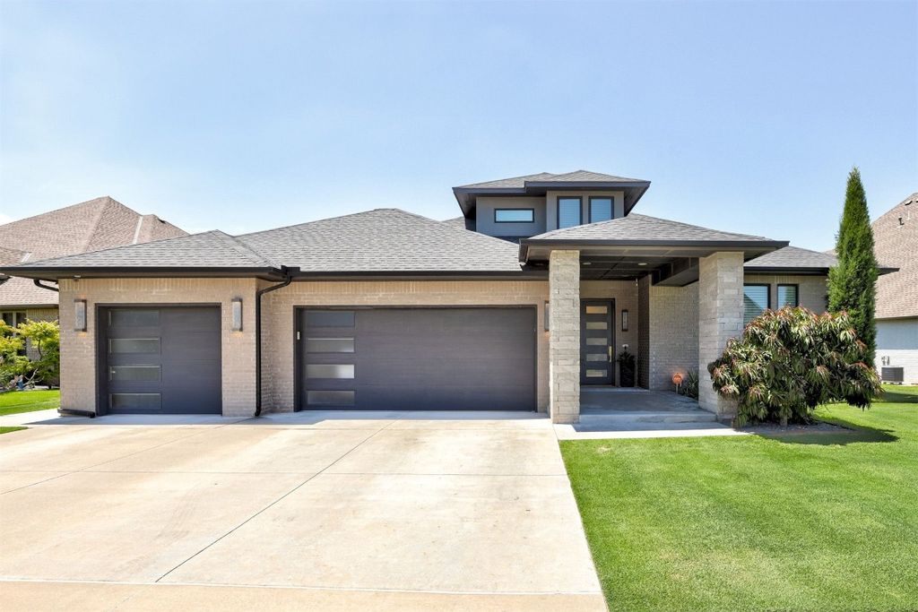 15117 Fountain Creek Lane, Edmond, OK 73013