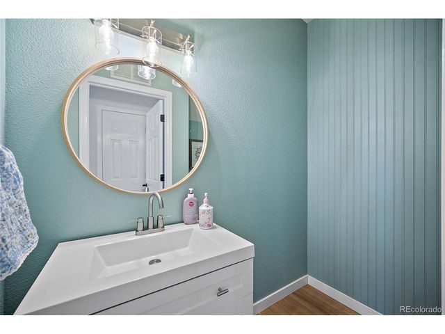 2377 Gilpin Ave, Colorado Springs, CO 80910