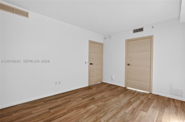 801 S Miami Ave 2805, Miami, FL 33130
