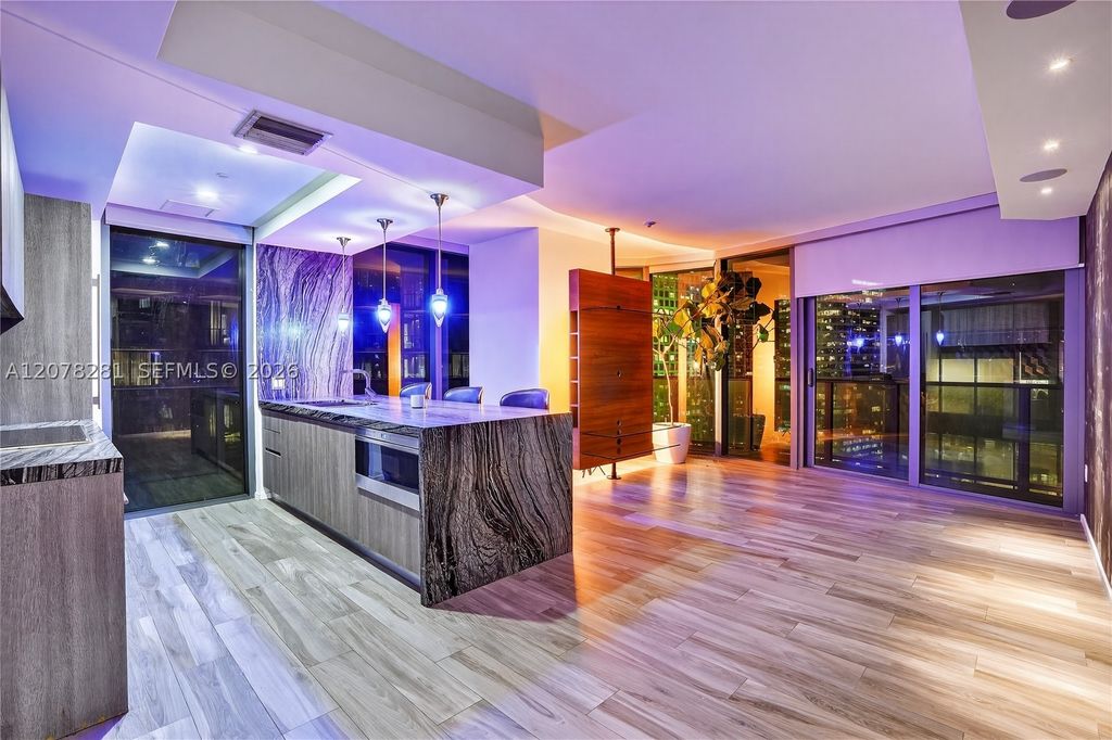 801 S Miami Ave 2805, Miami, FL 33130