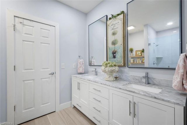 1335 Charleston Square DR 6, Naples, FL 34110