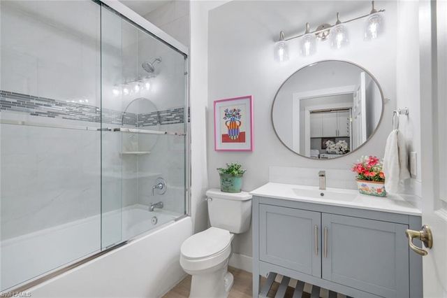 1335 Charleston Square DR 6, Naples, FL 34110