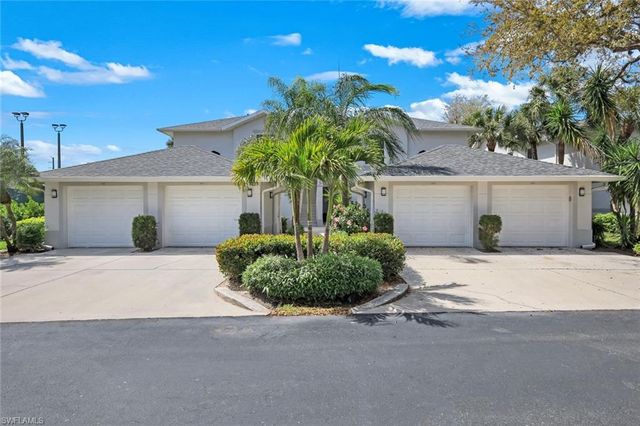 1335 Charleston Square DR 6, Naples, FL 34110