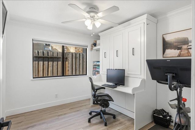 1902 Larkin Dr, Roseville, CA 95661