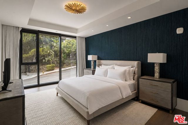 8420 W Sunset Boulevard 405, West Hollywood, CA 90069