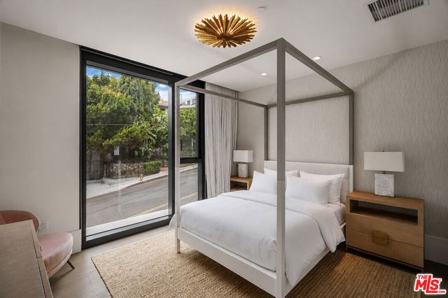 8420 W Sunset Boulevard 405, West Hollywood, CA 90069