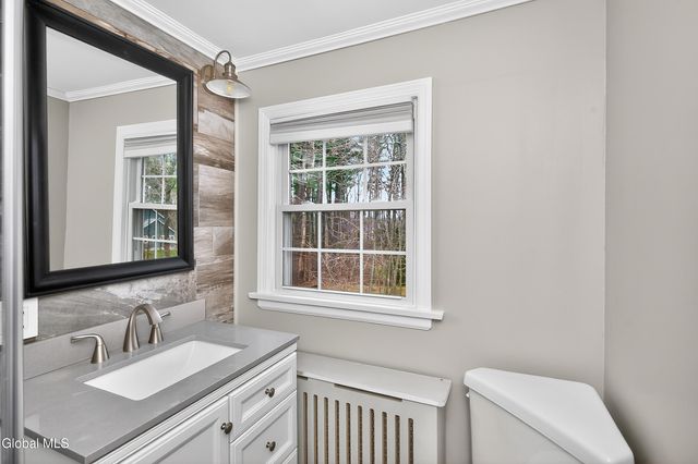6483 Vosburgh Road, Altamont, NY 12009