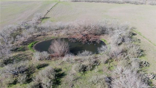445 Katie Ln, Seguin, TX 78155