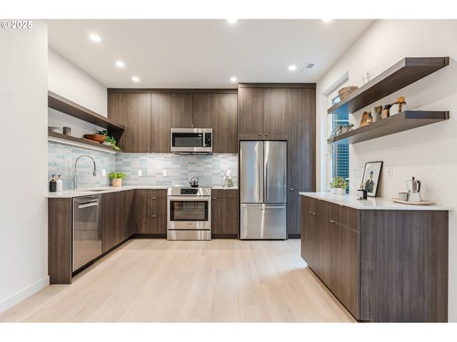 5484 Se Boise St, Portland, OR 97206