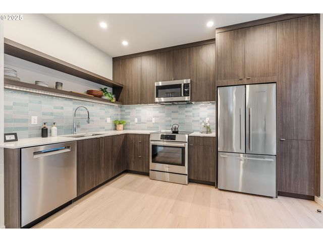 5484 Se Boise St, Portland, OR 97206
