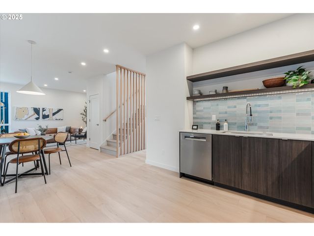 5484 Se Boise St, Portland, OR 97206