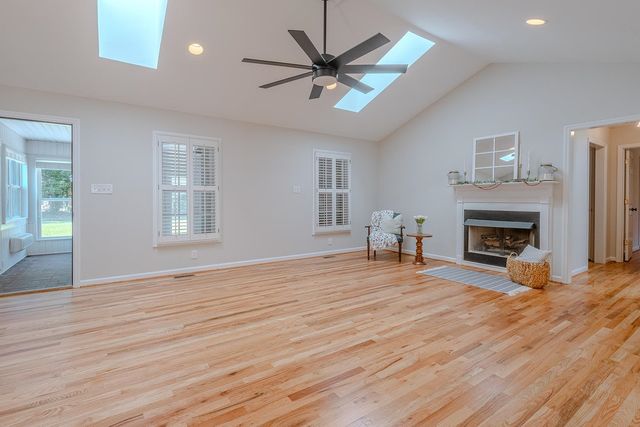 109 Cameron Lane, Gaffney, SC 29341