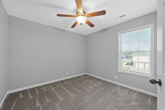 1873 Jackie Lorraine Dr, Clarksville, TN 37042