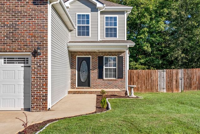 1873 Jackie Lorraine Dr, Clarksville, TN 37042