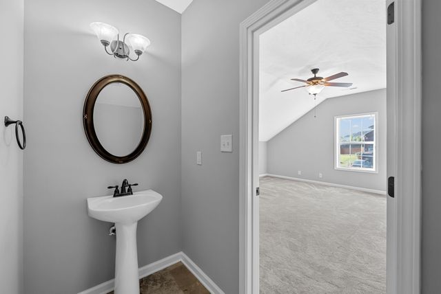 1873 Jackie Lorraine Dr, Clarksville, TN 37042