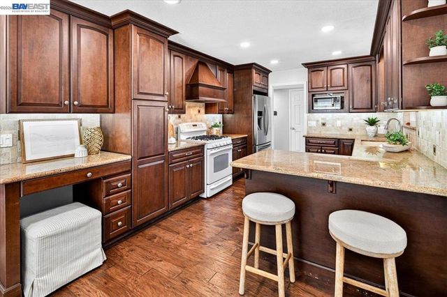 961 Essex St, Livermore, CA 94550