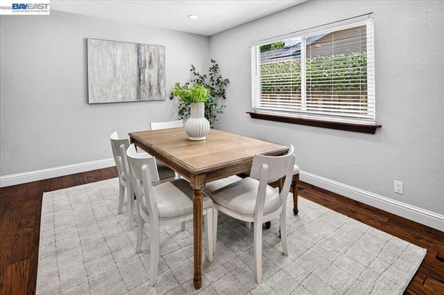 961 Essex St, Livermore, CA 94550
