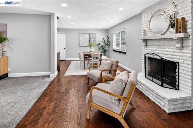 961 Essex St, Livermore, CA 94550