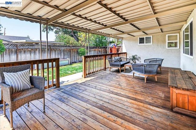 961 Essex St, Livermore, CA 94550