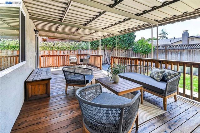 961 Essex St, Livermore, CA 94550
