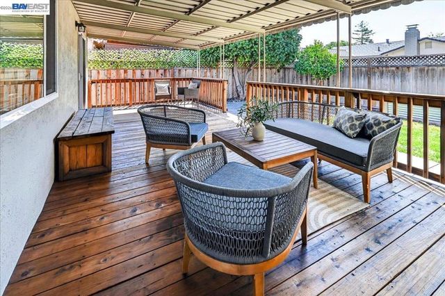 961 Essex St, Livermore, CA 94550
