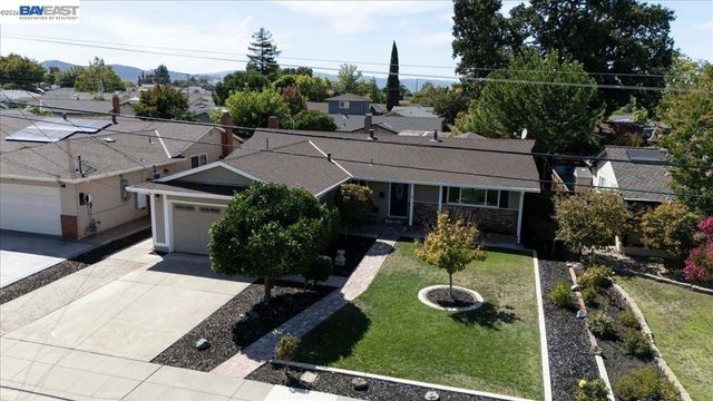 961 Essex St, Livermore, CA 94550