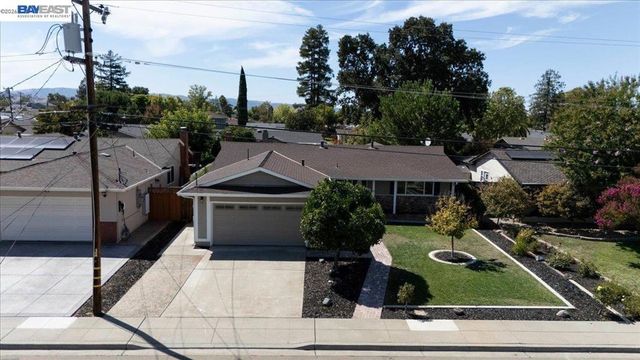 961 Essex St, Livermore, CA 94550