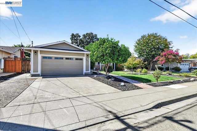 961 Essex St, Livermore, CA 94550