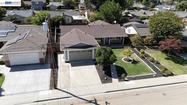 961 Essex St, Livermore, CA 94550