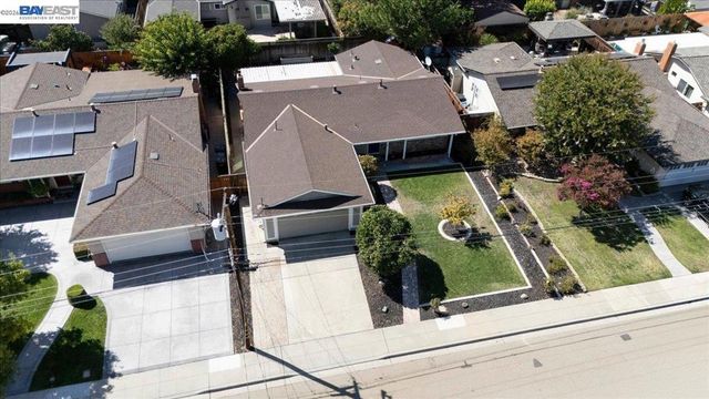961 Essex St, Livermore, CA 94550