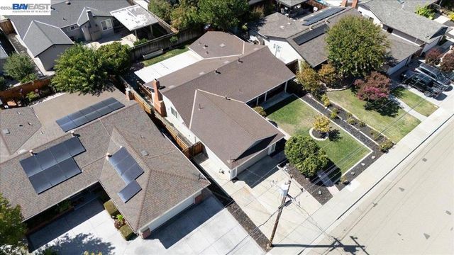 961 Essex St, Livermore, CA 94550