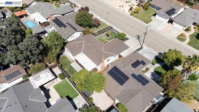 961 Essex St, Livermore, CA 94550