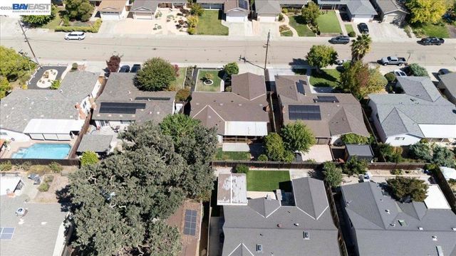 961 Essex St, Livermore, CA 94550