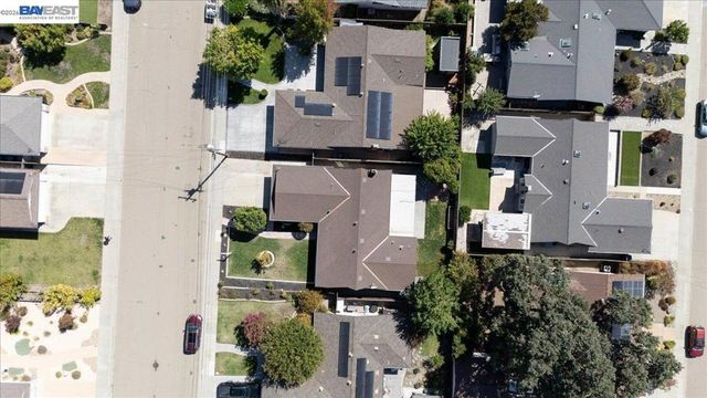 961 Essex St, Livermore, CA 94550
