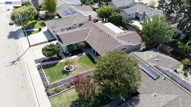 961 Essex St, Livermore, CA 94550
