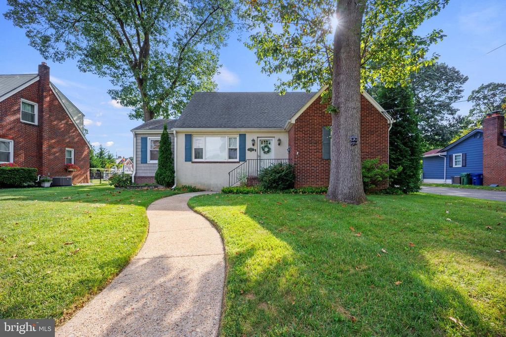 723 FILBERT ST, PALMYRA, NJ 08065 — exterior