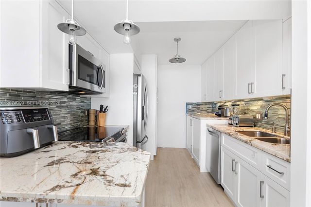2101 S Ocean Drive 2804, Hollywood, FL 33019