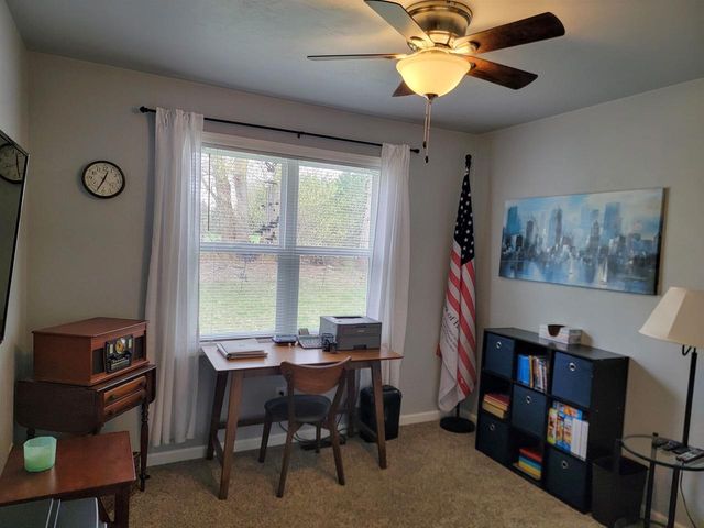 2125 ABBEY ROAD, New London, WI 54961